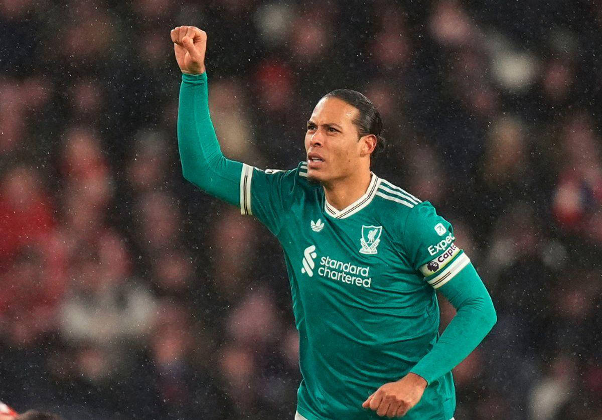 范戴克头球致胜助利物浦重返胜轨,杰拉德高度评价防线提升