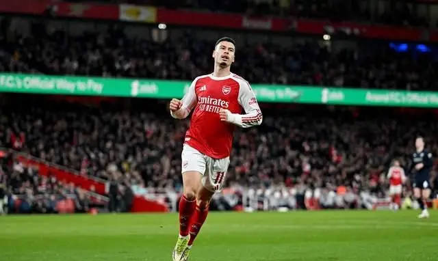 阿森纳足总杯大胜晋级,多线争锋争冠势头如虹