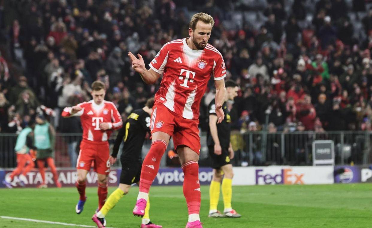 这支拜仁真是强得离谱，联赛里为了激发状态每场都得先丢几个球才能提升竞争力，真让人哭笑不得